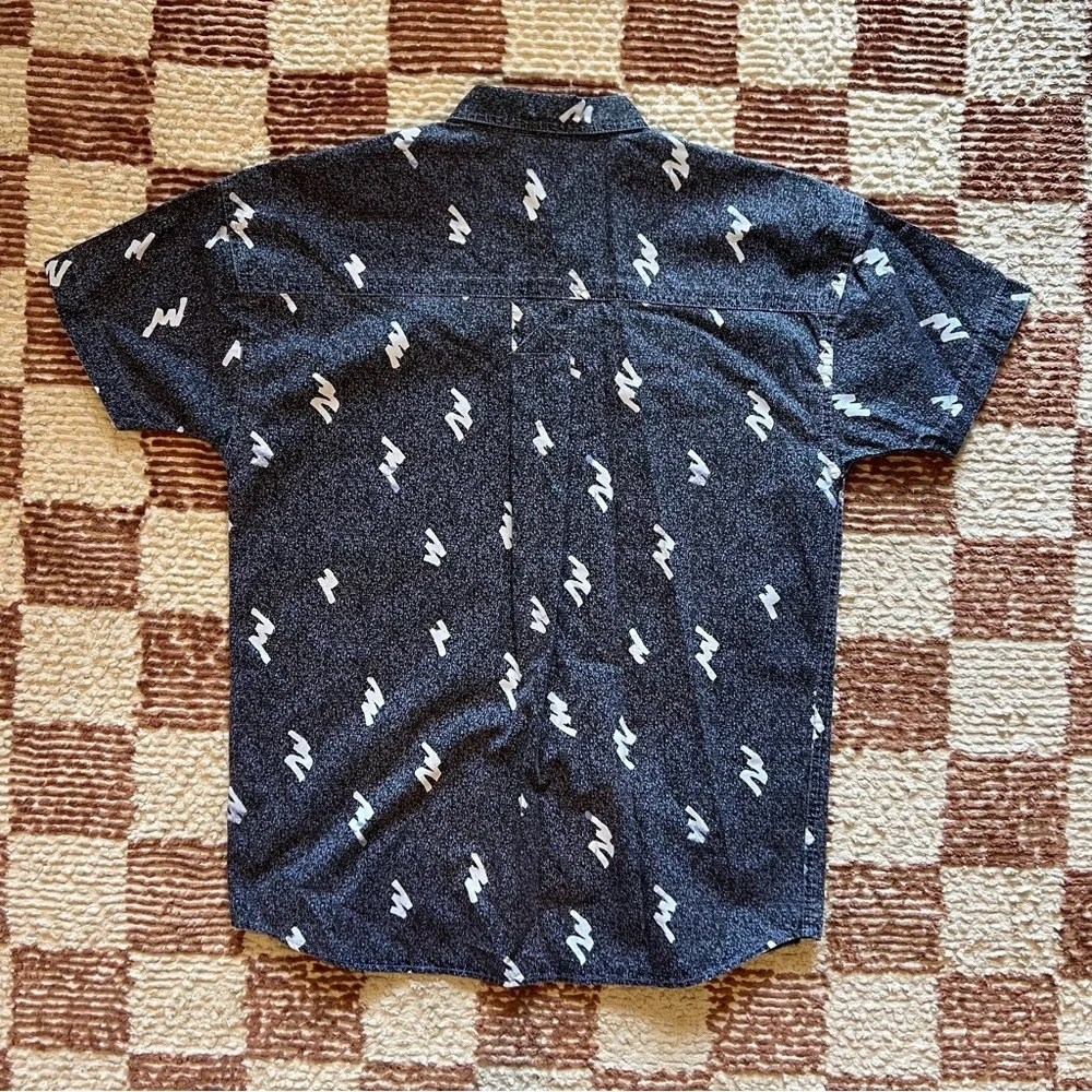 RARE SS 2011 Warriors of Radness Blue Abstract Graphic Short Sleeve Button Shirt - Picture 2 of 6